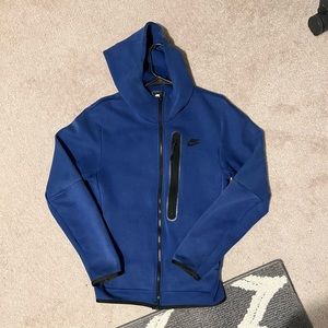 Nike tech hoodie